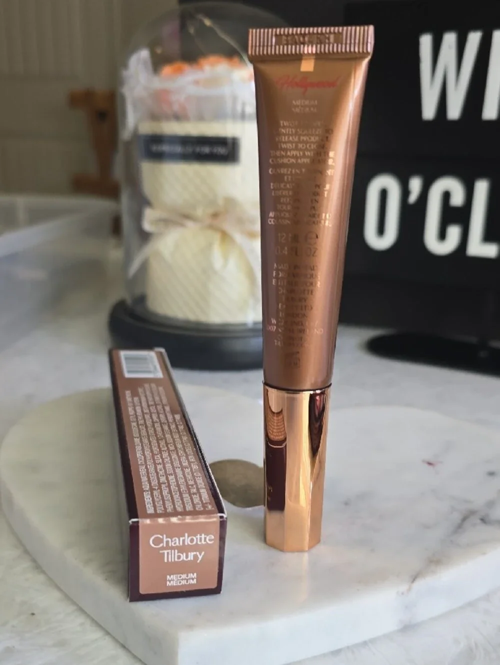 Charlotte Tilbury Hollywood Contour Wand in Shimmery Bronze & Rose Gold